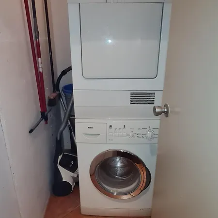 4 Pièces Avec Piscine Et Garage à - Fr-1-780-44 Appartamento
