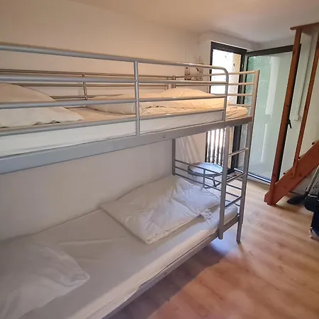 4 Pièces Avec Piscine Et Garage à - Fr-1-780-44 * Sainte-Maxime