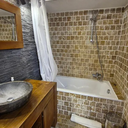 4 Pieces Avec Piscine Et Garage A - Fr-1-780-44 * سانت ماكسيم